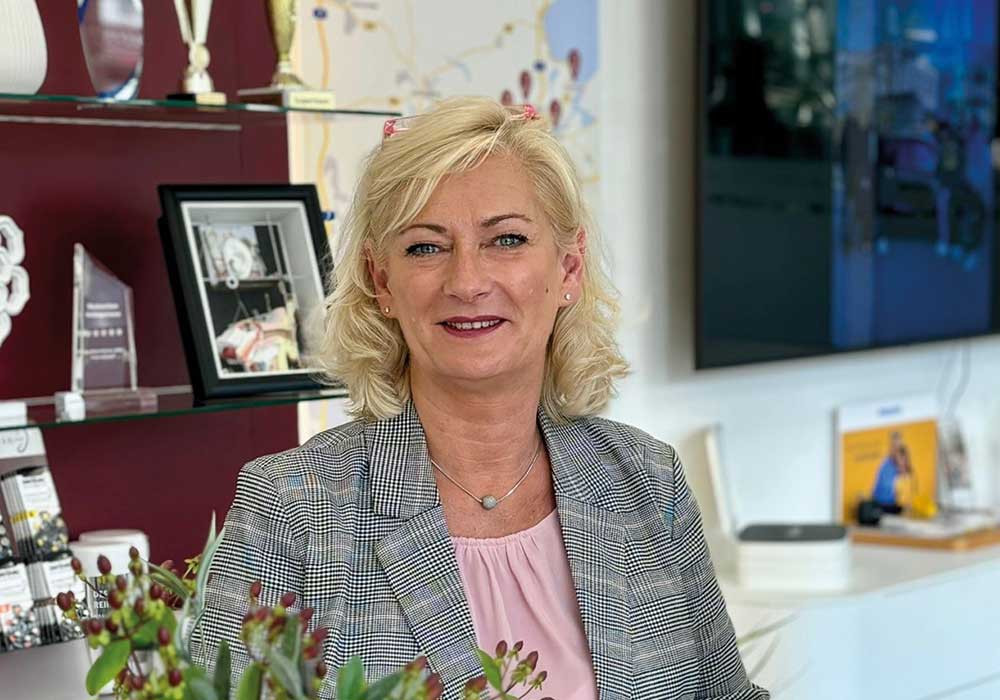 Servicemanagerin bei Schmelzer Hörsysteme Servicemanagerin bei Schmelzer Hörsysteme